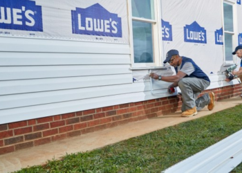 How Quality Siding Installation Improves Curb Appeal - Property Pros Muncie